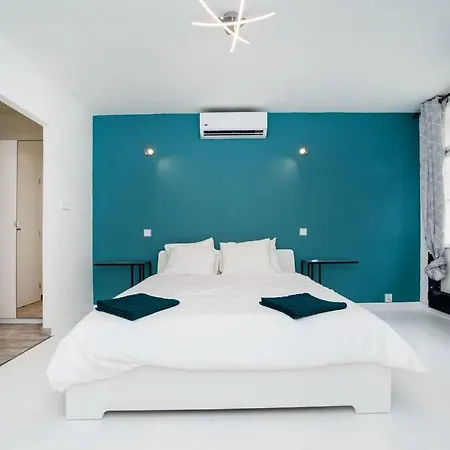 Old Town 1 Bedroom Oasis With Ac And Double Shower